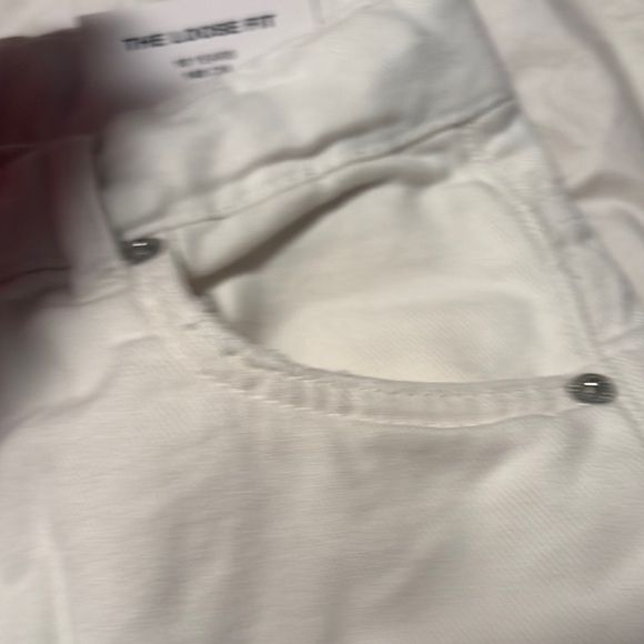 Zara White Distressed Jeans Loose Fit - Picture 5 of 14